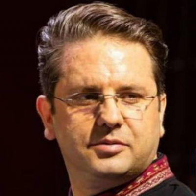 حسین نورشرق همه شب بر ماه و پروین نگرم مگر آید رخسارت در نظرم